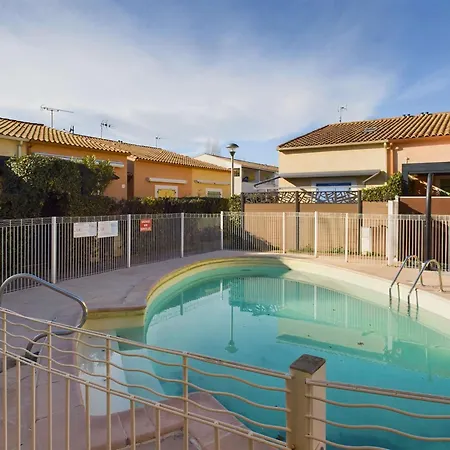 Apartamento 2 Pieces Rdc Avec Terrasse Et Parking Dans Securisee Avec Piscine - Fr-1-326-846 *